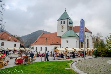 Utrinki z Martinovega sejma in blagoslova vina 13